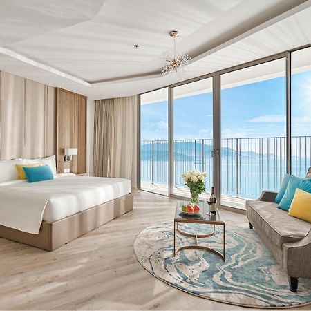 Capital Beachfront Nha Trang Bagian luar foto