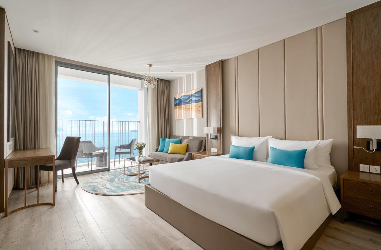Capital Beachfront Nha Trang Bagian luar foto